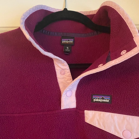 Last Chance: Patagonia Womens Fleece Pullover - Picture 4 of 10